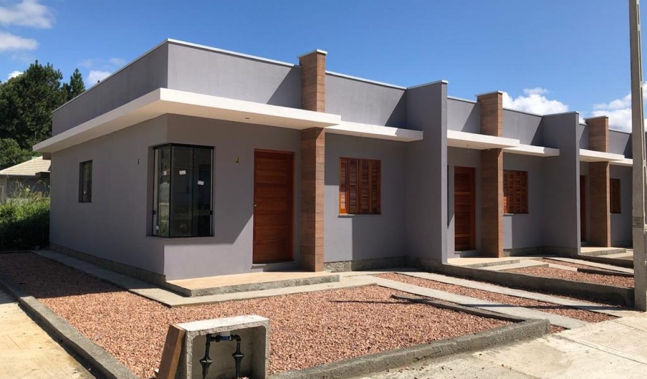 Casas geminadas em Araricá